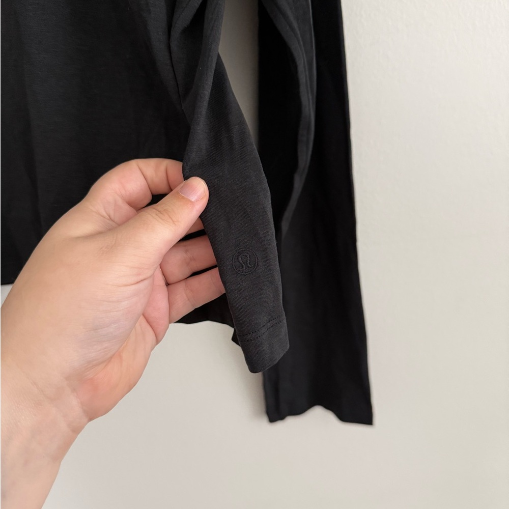 Lululemon Classic Fit Black Cotton Blend Long Sleeve - Picture 6 of 6